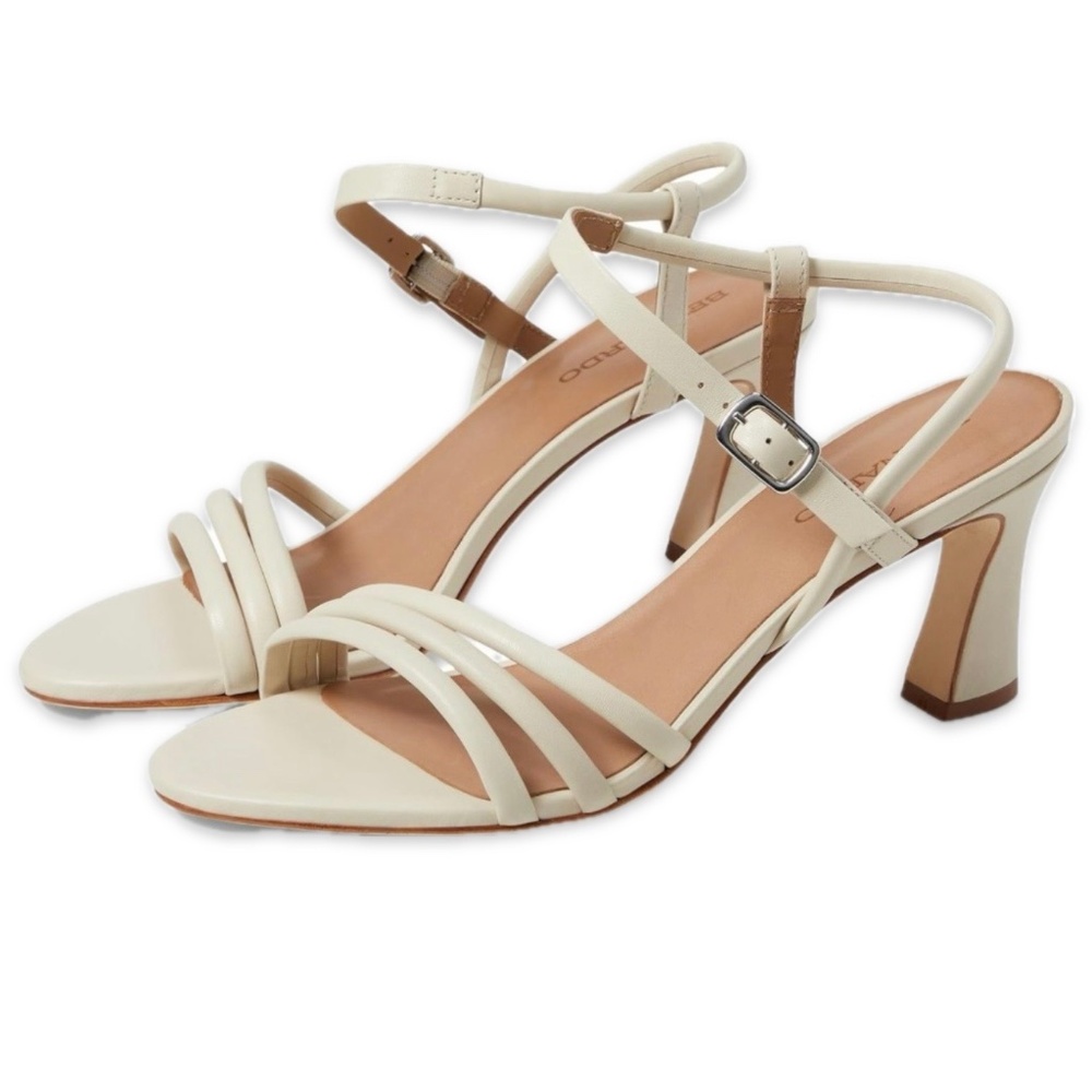 Bernardo Noor Glove Leather Mid-heel Sandals - Eggshell